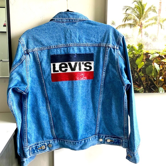 Levi’s denim Jacket - Picture 1 of 4